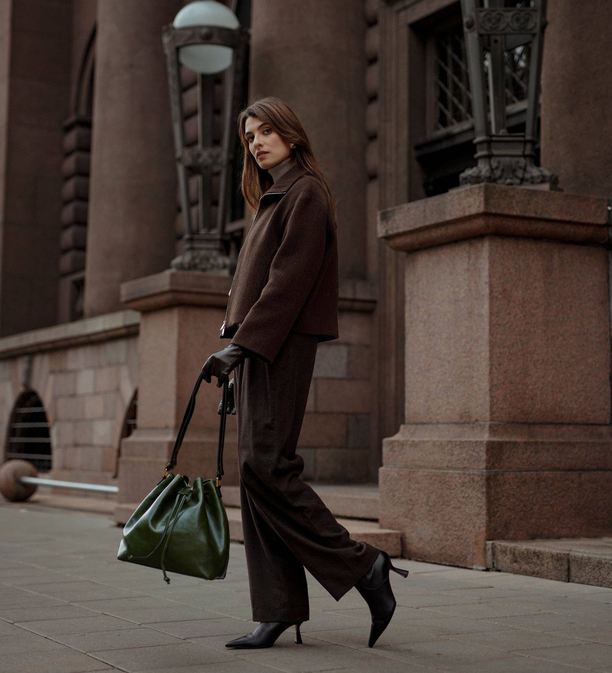 Genuine Italian Leather Handbag – Timeless Design – Ellar Nova